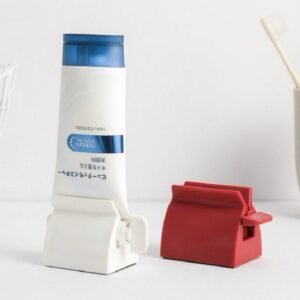 Plastic rolling squeezer