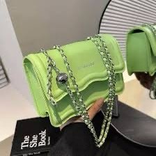 Elegant chain Flap Bag