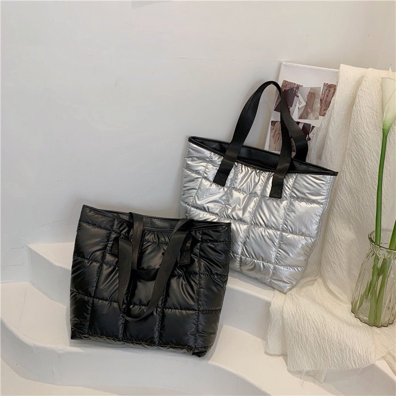 Lumiere Lightweight Everyday Tote - Image 7
