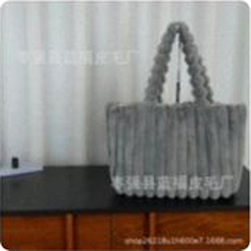 Veloura Ribbed Plush Tote - Image 3