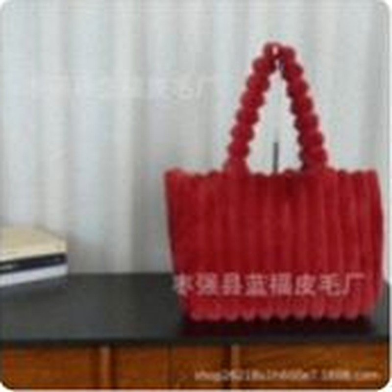 Veloura Ribbed Plush Tote - Image 5